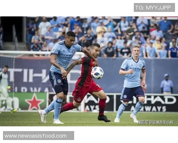 琉球足球俱乐部迎战横滨FC展现激情对决的精彩瞬间