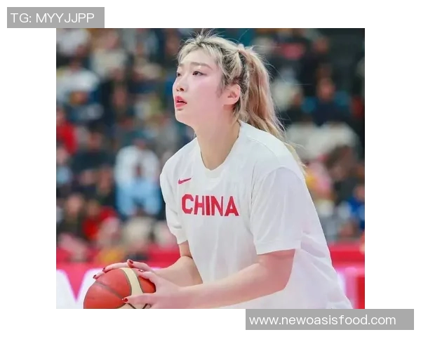 女篮明星李梦挑战成年男子篮球赛展现巾帼不让须眉的风采与实力
